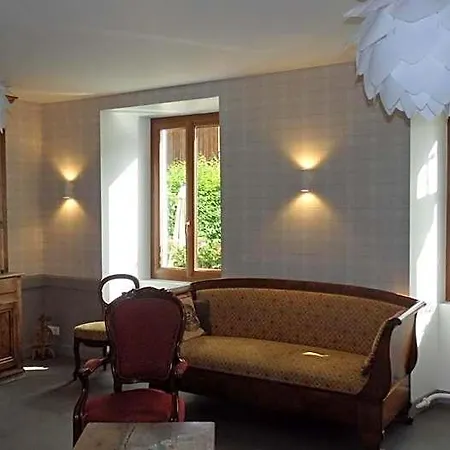 Viallet Hotel